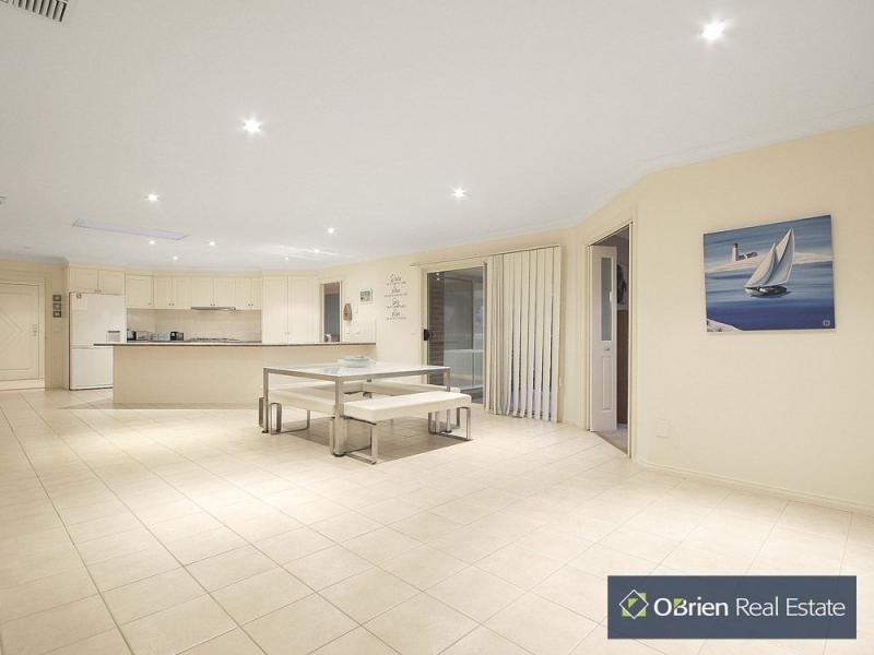 13 Tyrell Place, Berwick VIC 3806