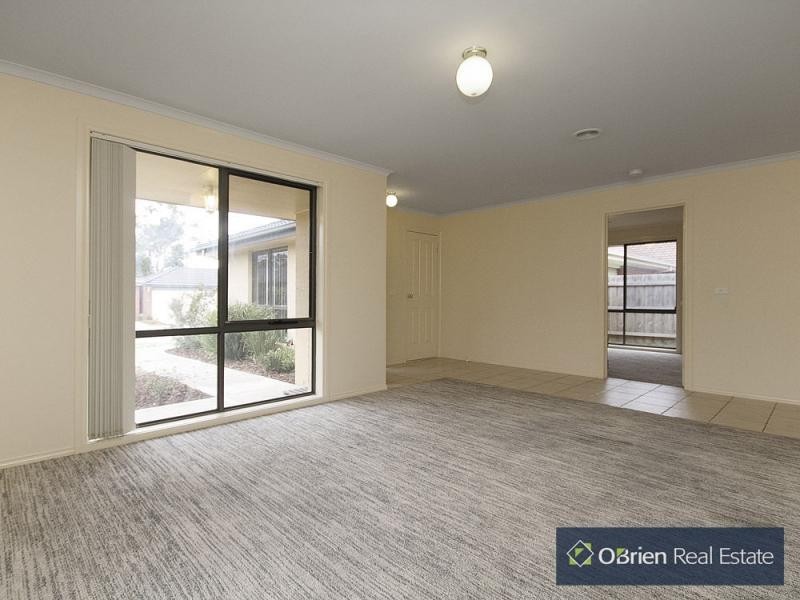 13 Acre Court, Pakenham VIC 3810