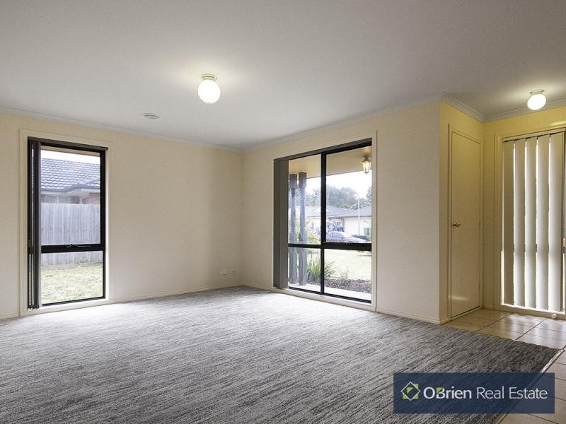 13 Acre Court, Pakenham VIC 3810