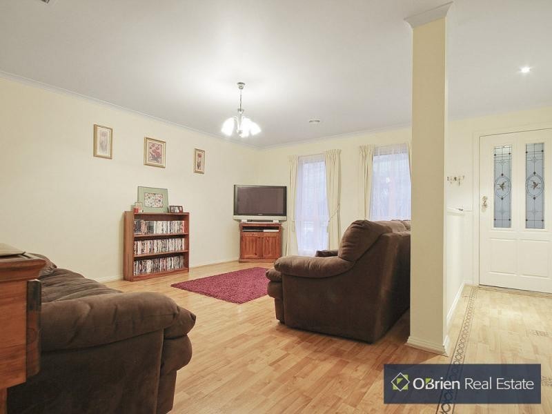 44 Wintersun Road, Berwick VIC 3806