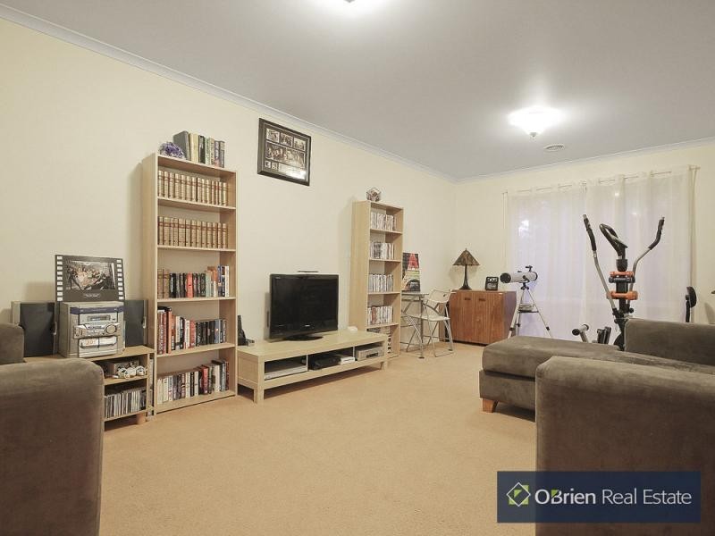 44 Wintersun Road, Berwick VIC 3806