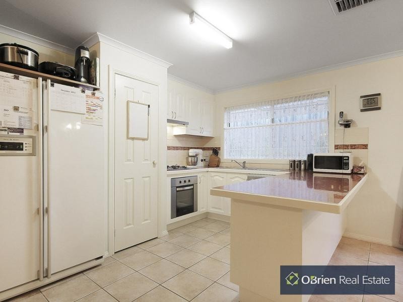 44 Wintersun Road, Berwick VIC 3806