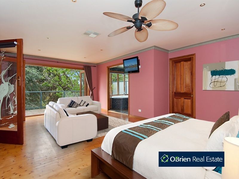 45 Baden Powell Drive, Frankston South VIC 3199