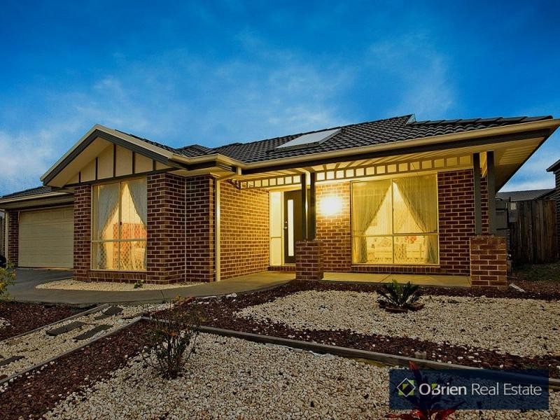 27 Beechwood Drive, Lyndhurst VIC 3975