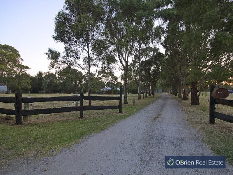 10 Mt Grandview Road, Pearcedale VIC 3912