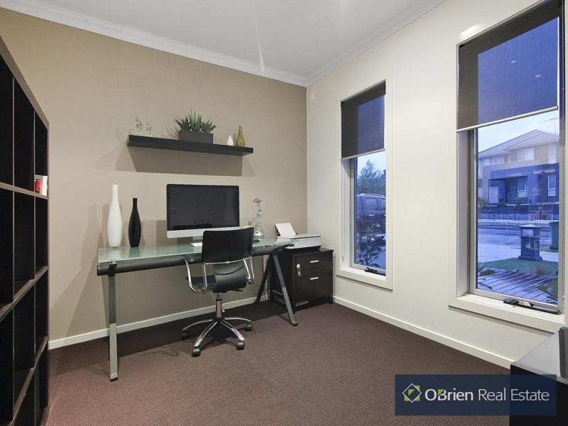 22 Botanic Drive, Pakenham VIC 3810