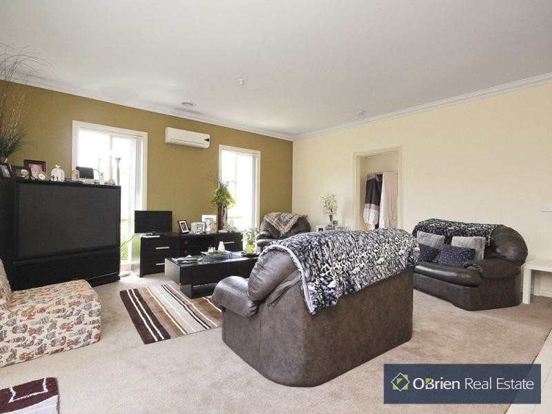 11 Natanya Drive, Pakenham VIC 3810