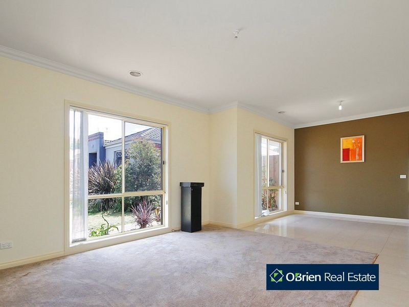 11 Natanya Drive, Pakenham VIC 3810