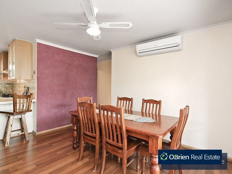 10 Elandra Way, Cranbourne West VIC 3977