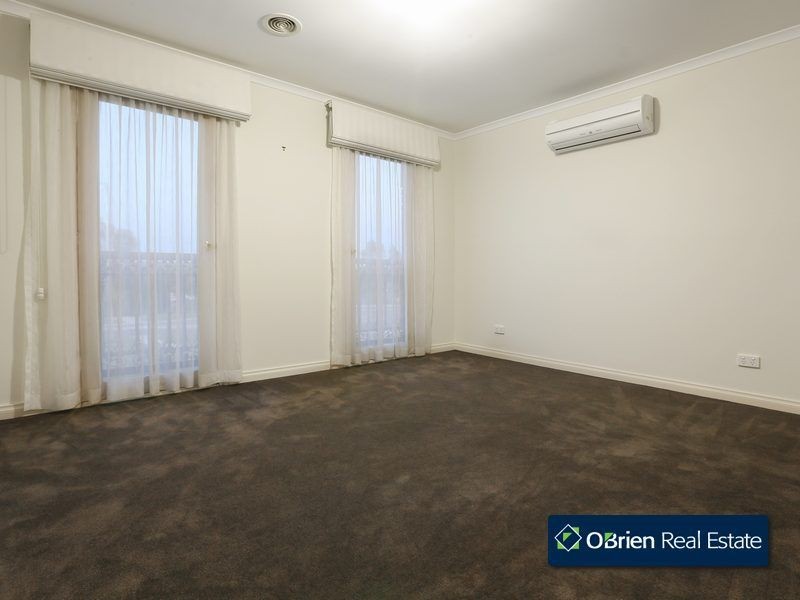 28 Grandview Terrace, Narre Warren South VIC 3805