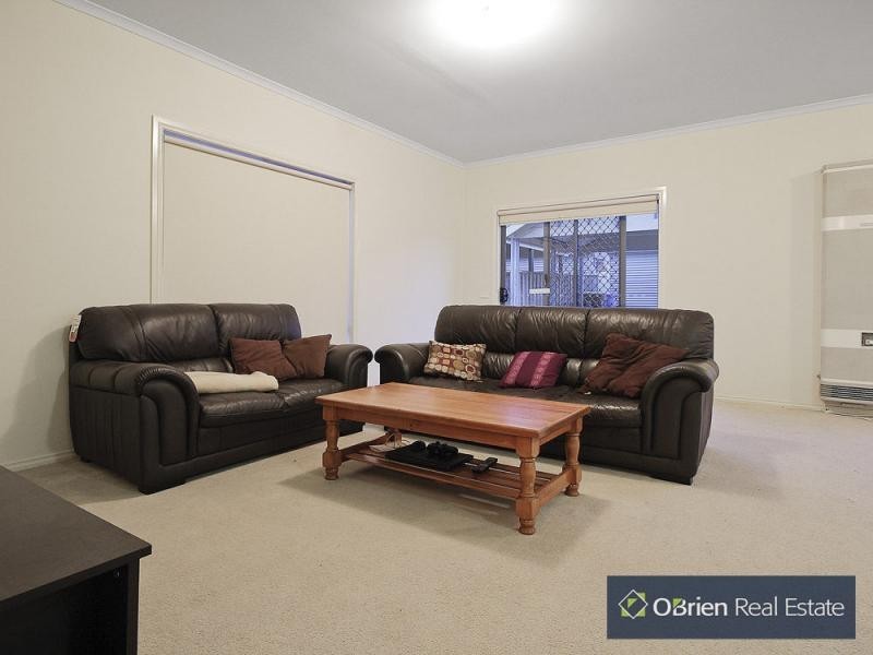 52 Springhill Drive, Cranbourne VIC 3977