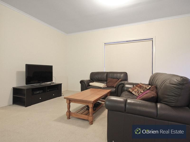 52 Springhill Drive, Cranbourne VIC 3977