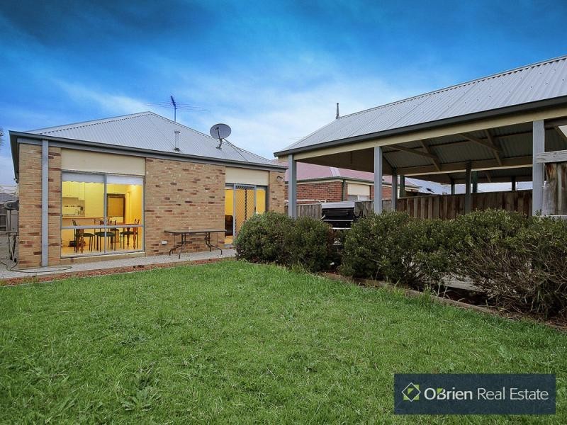 52 Springhill Drive, Cranbourne VIC 3977