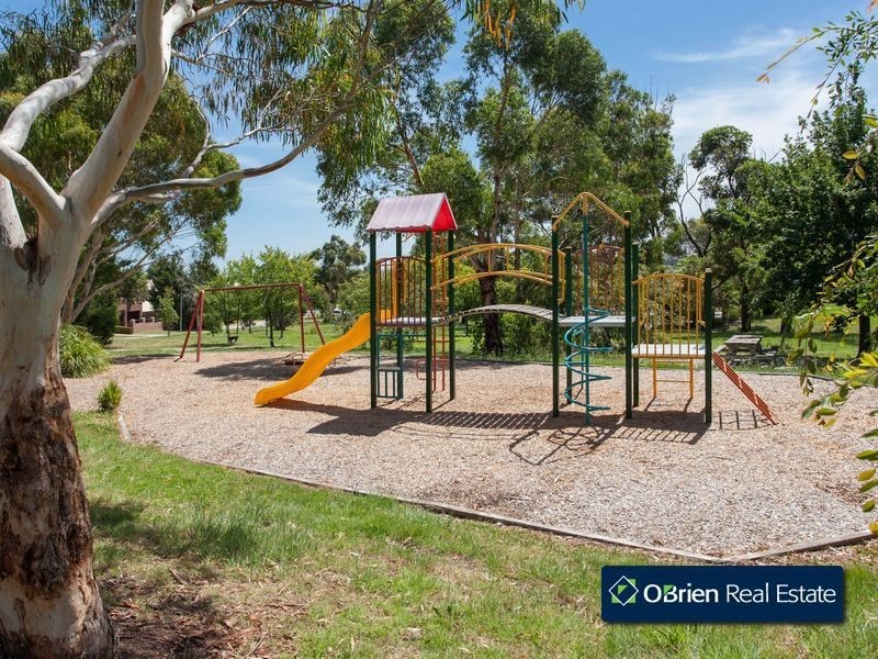 9 Nestle Retreat, Berwick VIC 3806