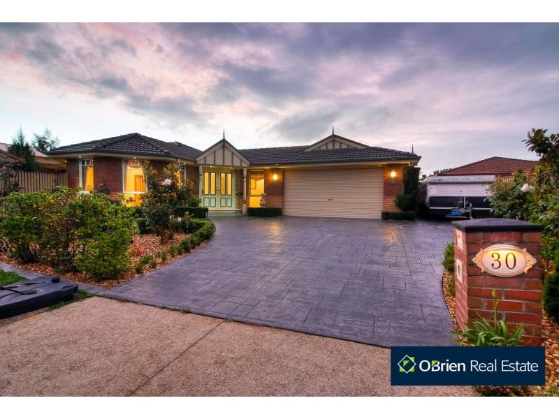 30 Merriwee Grove, Narre Warren South VIC 3805