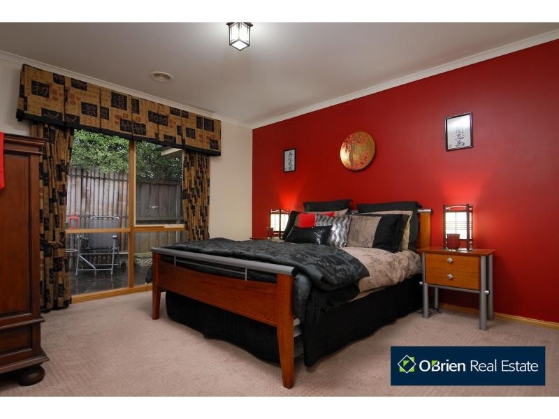 30 Merriwee Grove, Narre Warren South VIC 3805