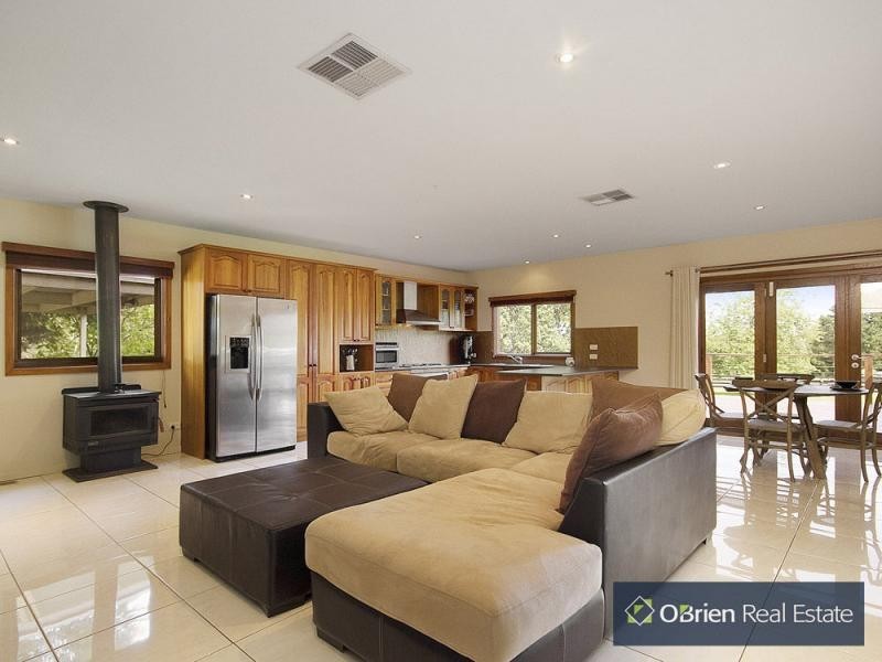 40 Oakhill Road West, Pearcedale VIC 3912
