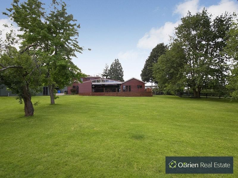 40 Oakhill Road West, Pearcedale VIC 3912
