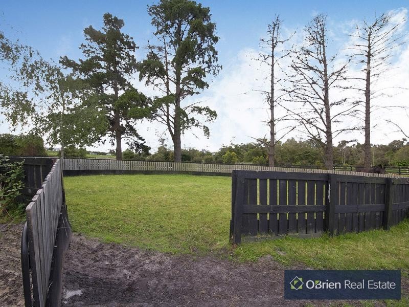 40 Oakhill Road West, Pearcedale VIC 3912