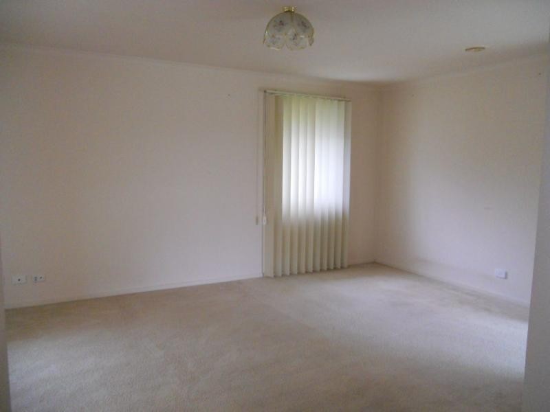 17 Wanderer Court, Berwick VIC 3806