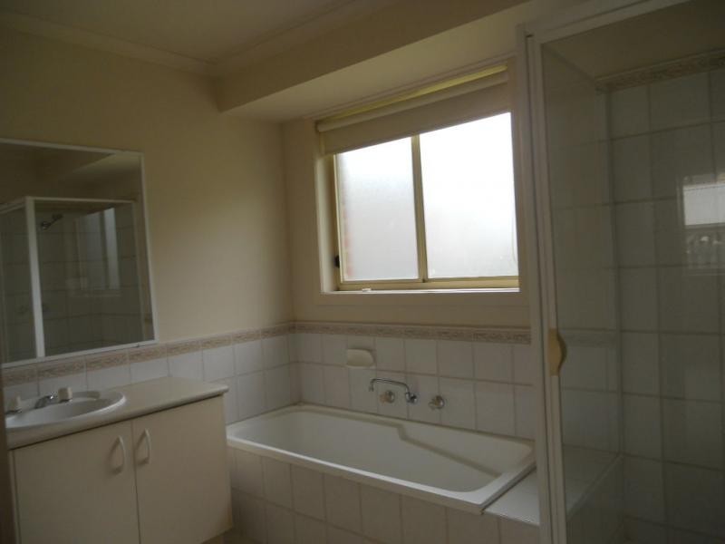 17 Wanderer Court, Berwick VIC 3806