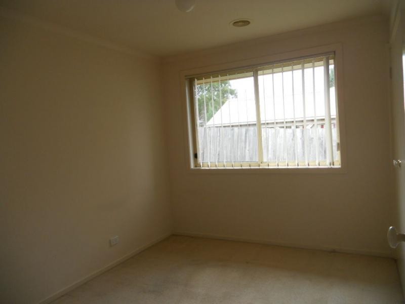 17 Wanderer Court, Berwick VIC 3806