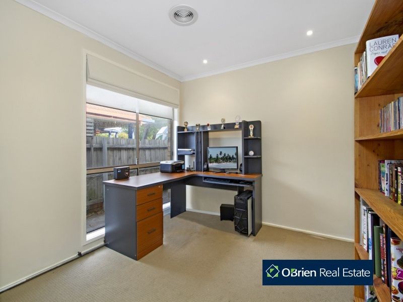 5 Joyce Street, Cranbourne West VIC 3977