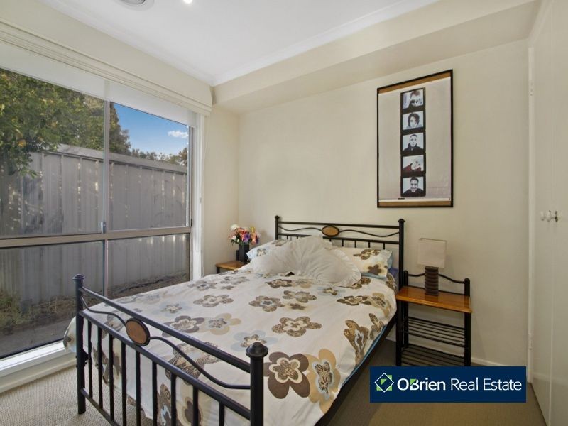 5 Joyce Street, Cranbourne West VIC 3977