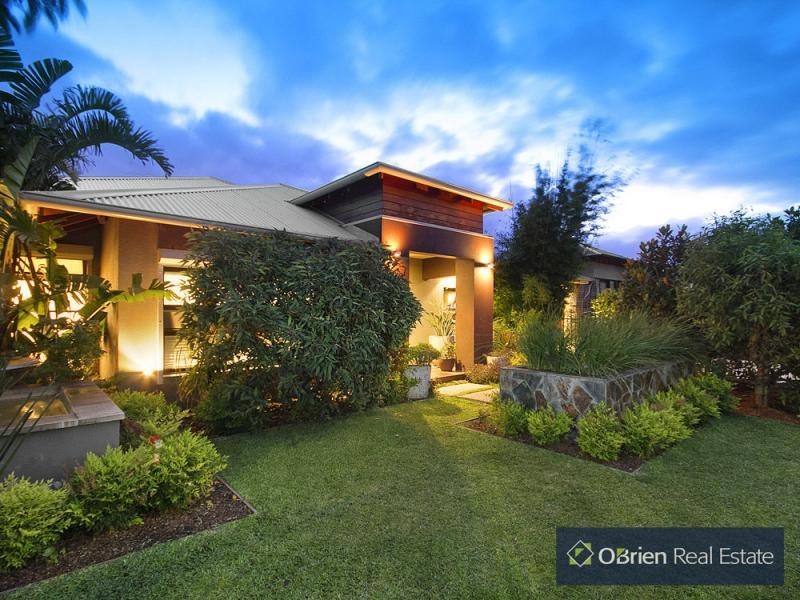 3 Phoenix Avenue, Cranbourne VIC 3977