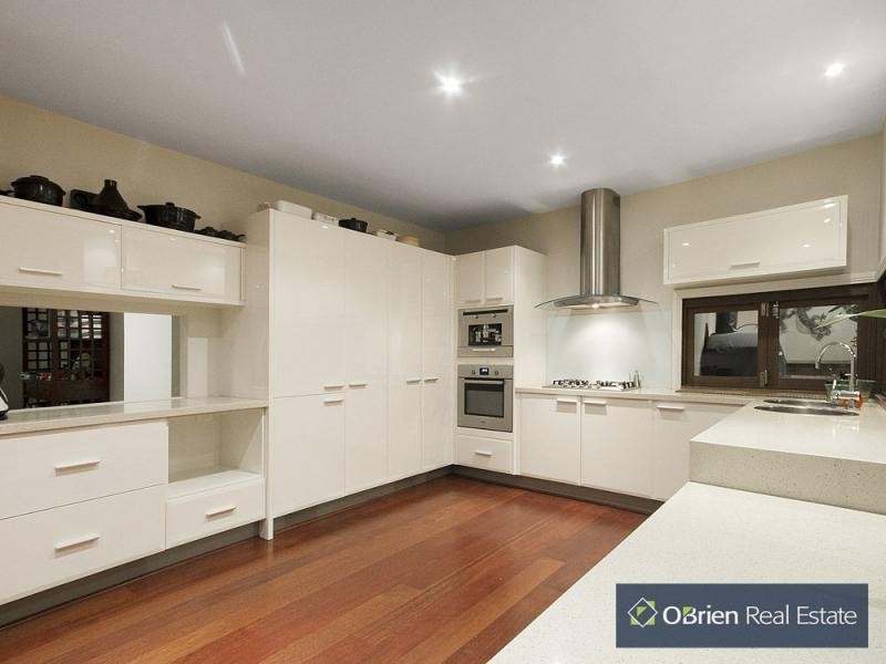 3 Phoenix Avenue, Cranbourne VIC 3977