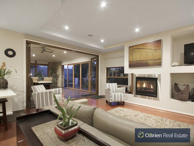 3 Phoenix Avenue, Cranbourne VIC 3977