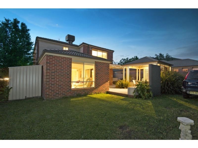 2 Riley Court, Pakenham VIC 3810