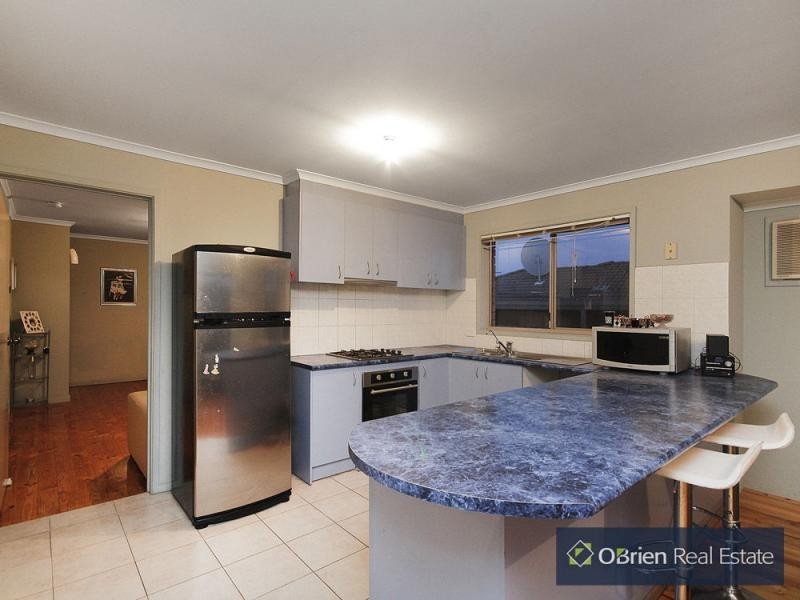 53 Leopold Crescent, Hampton Park VIC 3976