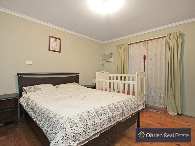 53 Leopold Crescent, Hampton Park VIC 3976