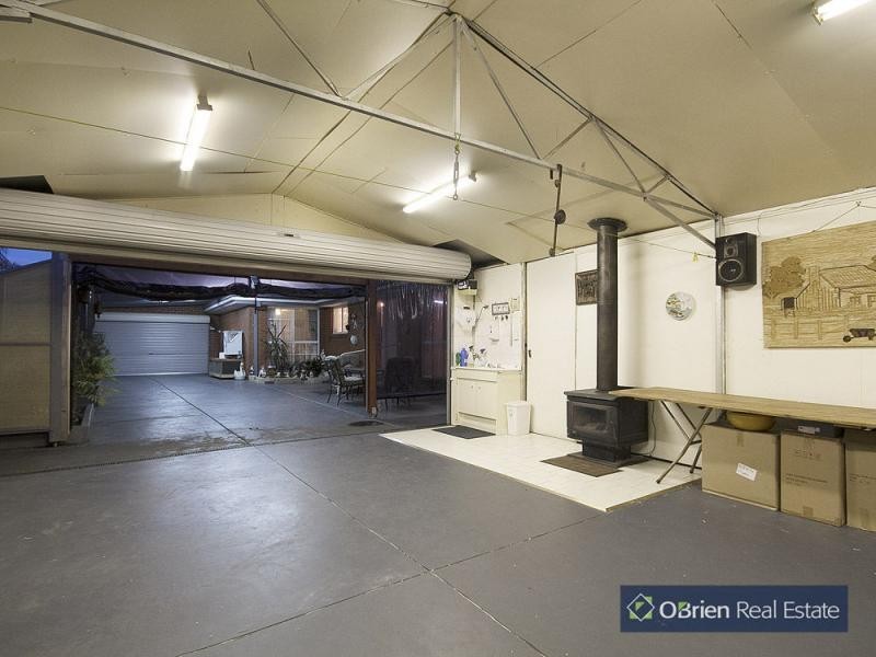 44 Ireland Avenue, Narre Warren VIC 3805