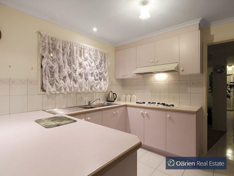 44 Ireland Avenue, Narre Warren VIC 3805