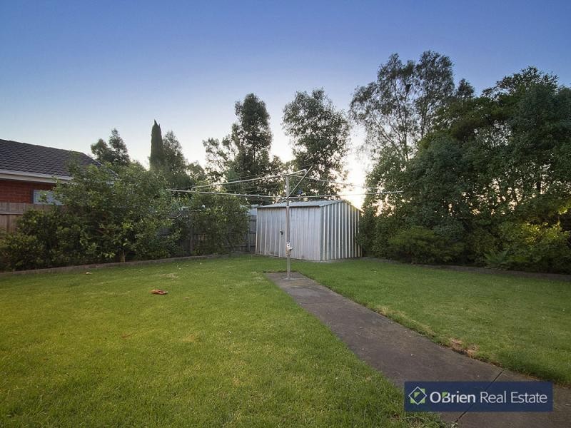 44 Ireland Avenue, Narre Warren VIC 3805