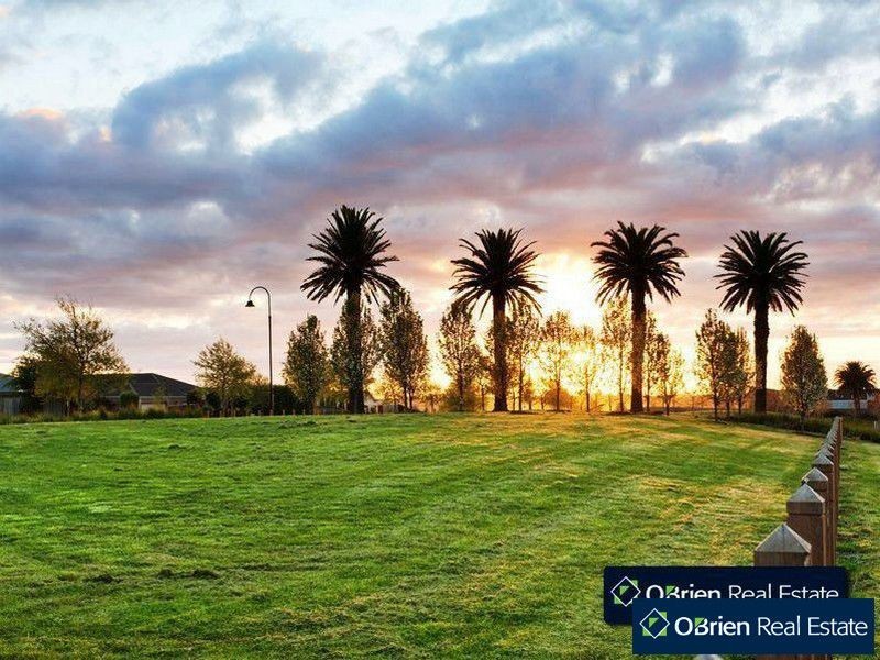 5 Riverglen Road, Berwick VIC 3806