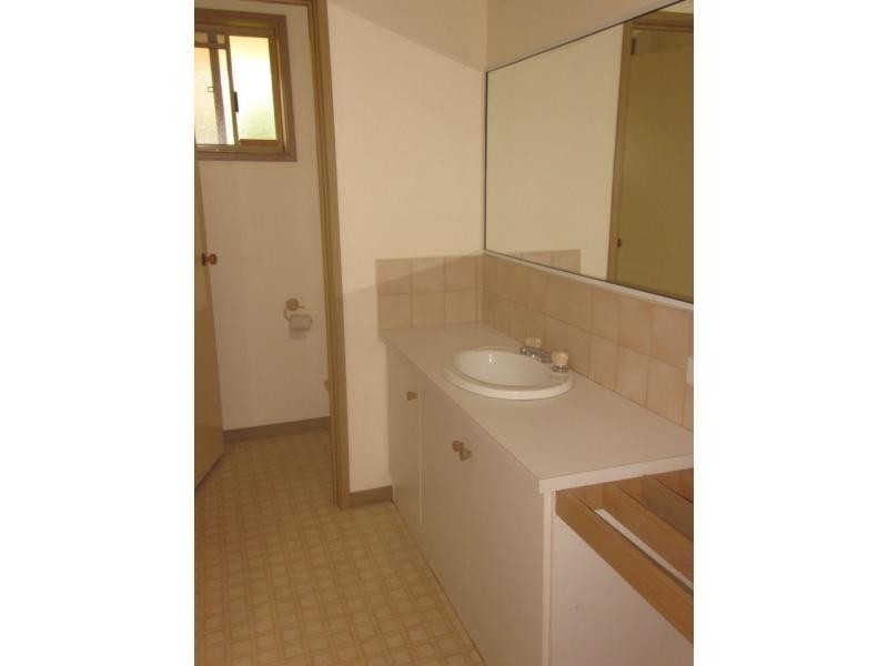 8 Tottington Rise, Berwick VIC 3806