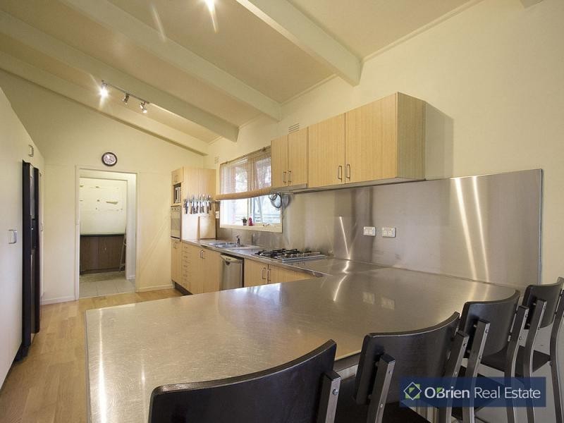 220 Smiths Lane, Cranbourne South VIC 3977