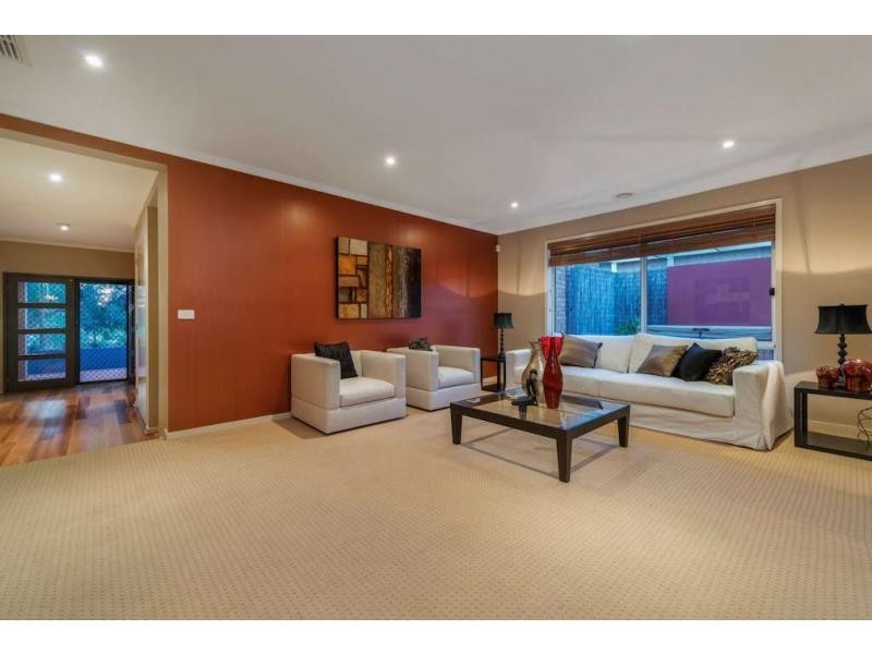 4 Huron Parkway, Pakenham VIC 3810