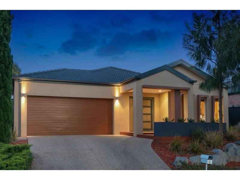 4 Huron Parkway, Pakenham VIC 3810