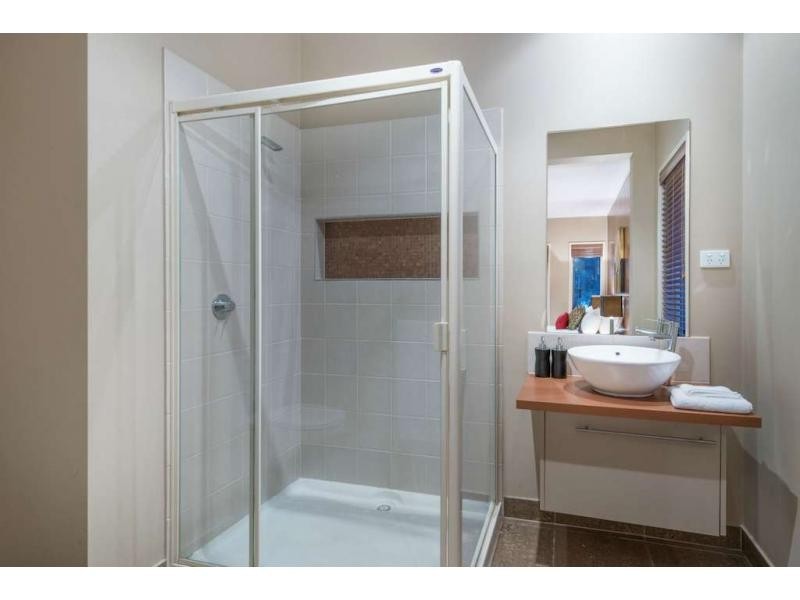 4 Huron Parkway, Pakenham VIC 3810