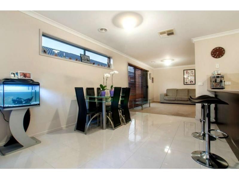 92 Sandarra Boulevard, Sandhurst VIC 3977