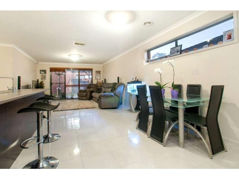 92 Sandarra Boulevard, Sandhurst VIC 3977