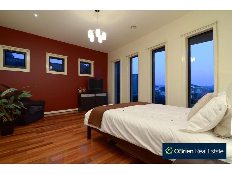 11 Daintree Grove, Narre Warren VIC 3805