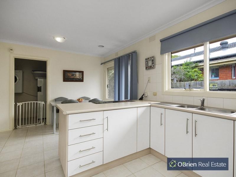 14 Edinborough Street, Hallam VIC 3803