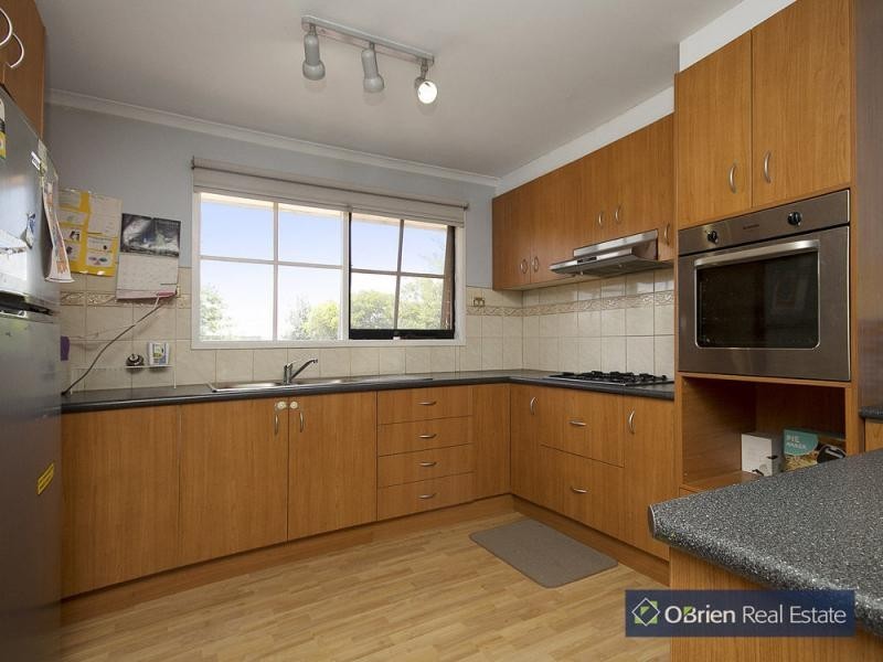 72 Justin Circuit, Hampton Park VIC 3976