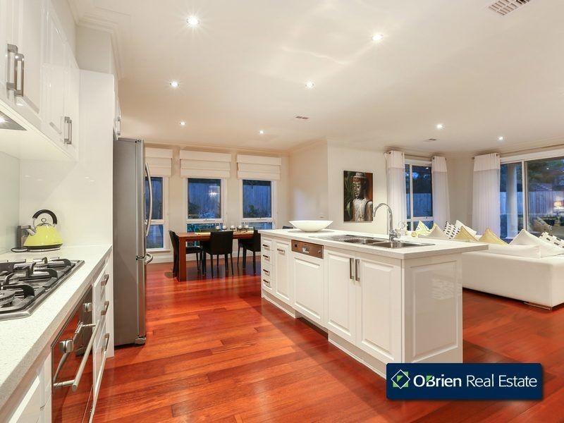 5 Avard Court, Berwick VIC 3806