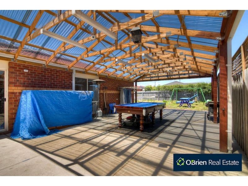 3 Bookham Way, Cranbourne West VIC 3977